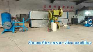 La máquina para fabricar alambre de púas tipo concertina se utiliza para producir alambre de púas.
