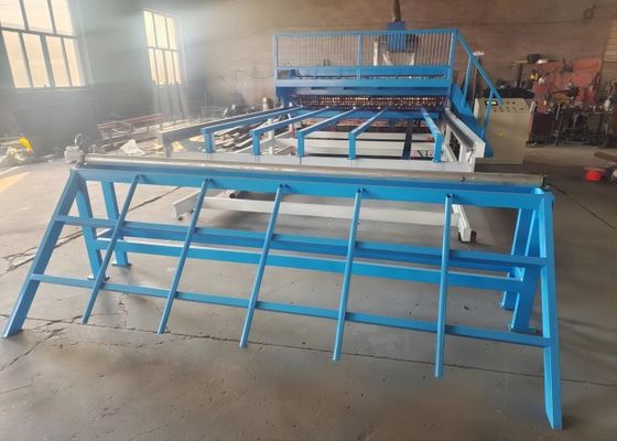 Cerca Wire Mesh Welding Machine 380volt 50HZ del tamaño 200*50m m del agujero