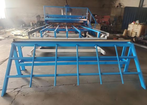 El motor 11kw del alambre 8m m que reforzaba el PLC de Mesh Welding Machine controló